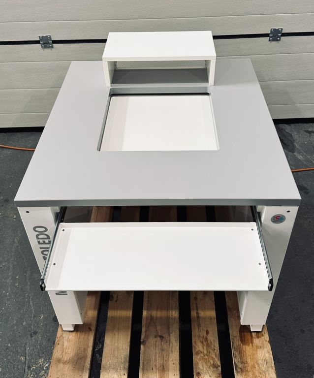 Mettler Toledo Micro Analytical Messtisch